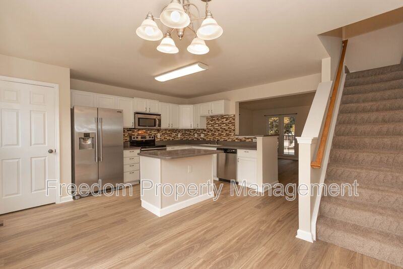 9026 Coriander Cir - Photo 4 of 38