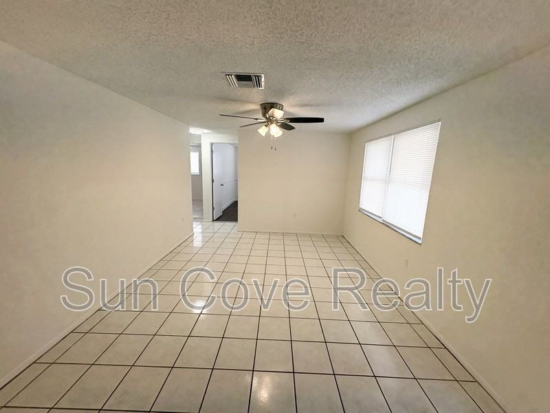 4616 Ackerman St - Photo 2 of 15