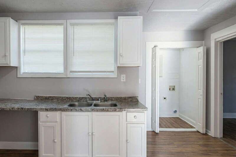 3101 12th Ave - Photo 7 of 19