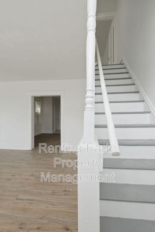 3125 Clay Ave - Photo 7 of 27