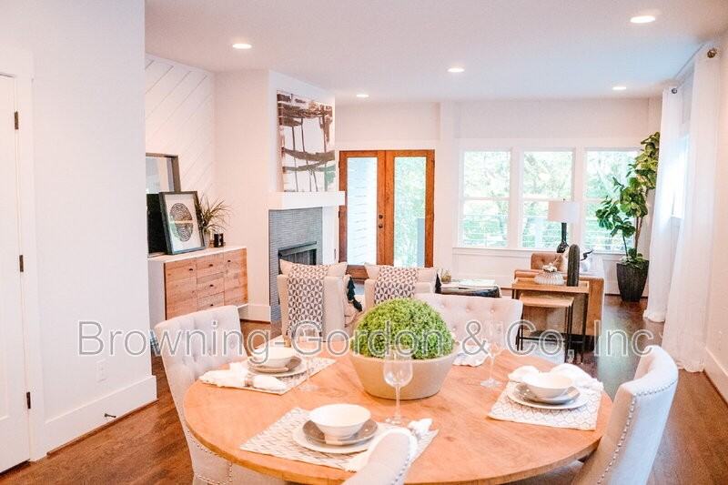 2156 Byrum Ave - Photo 2 of 24