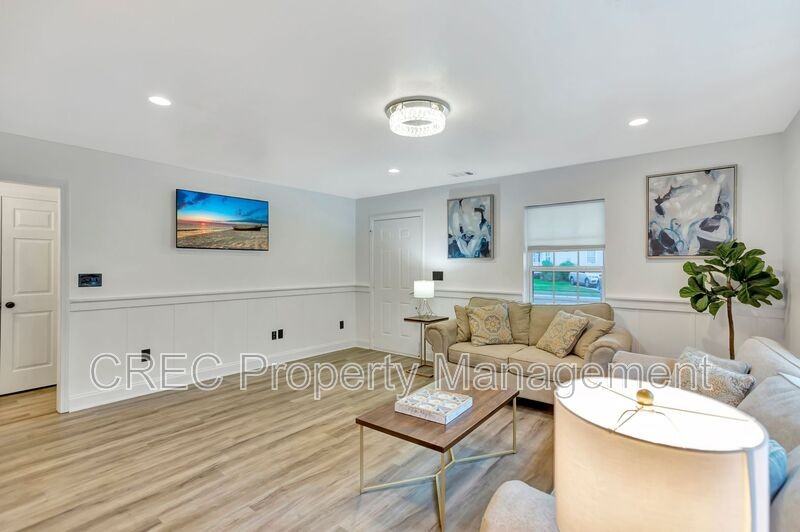 2568 Celestial Ct - Photo 7 of 25