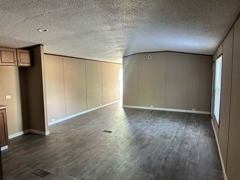 3525 E Elizabethtown Rd - Photo 3 of 4