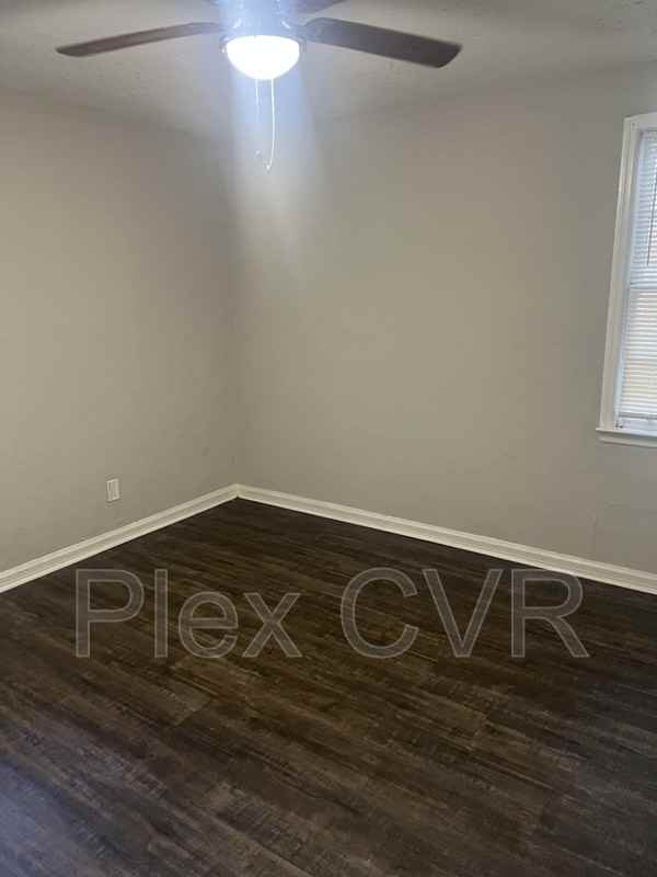 825 Brooks Rd - Photo 4 of 7