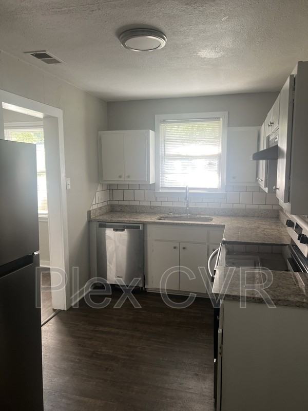 825 Brooks Rd - Photo 7 of 7