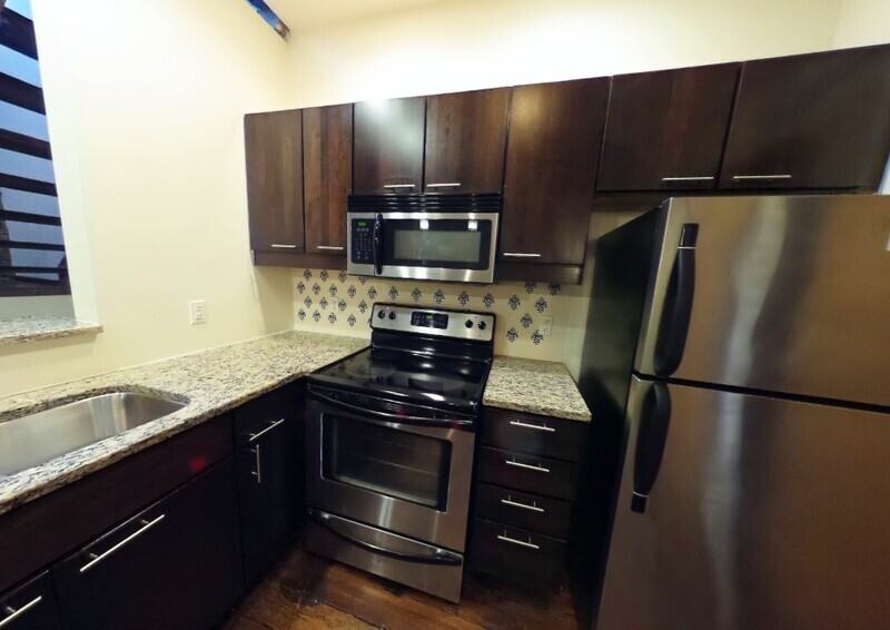 110 S 15th St #207 - Photo 5 of 12