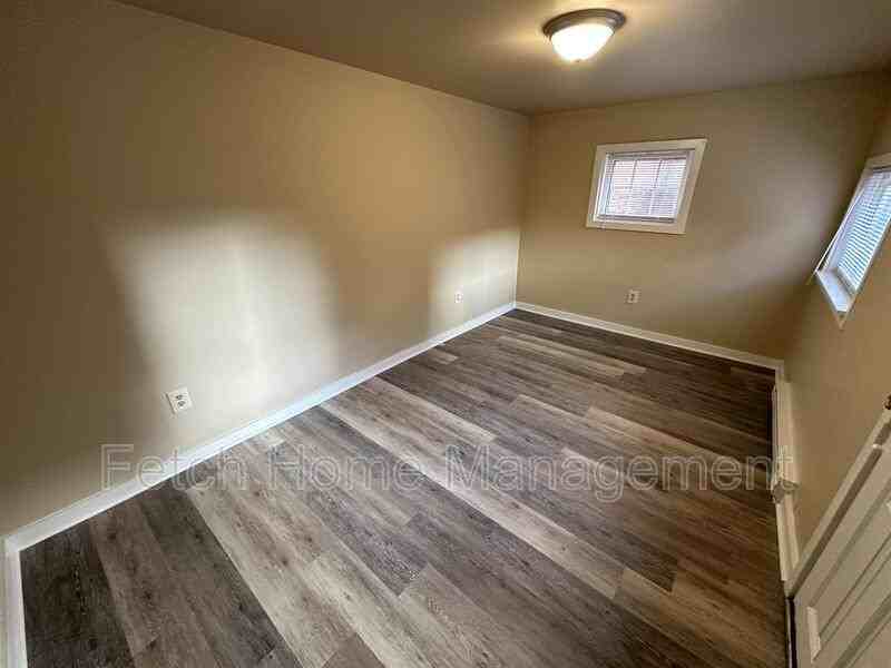 25 Conestoga St #3 - Photo 4 of 13