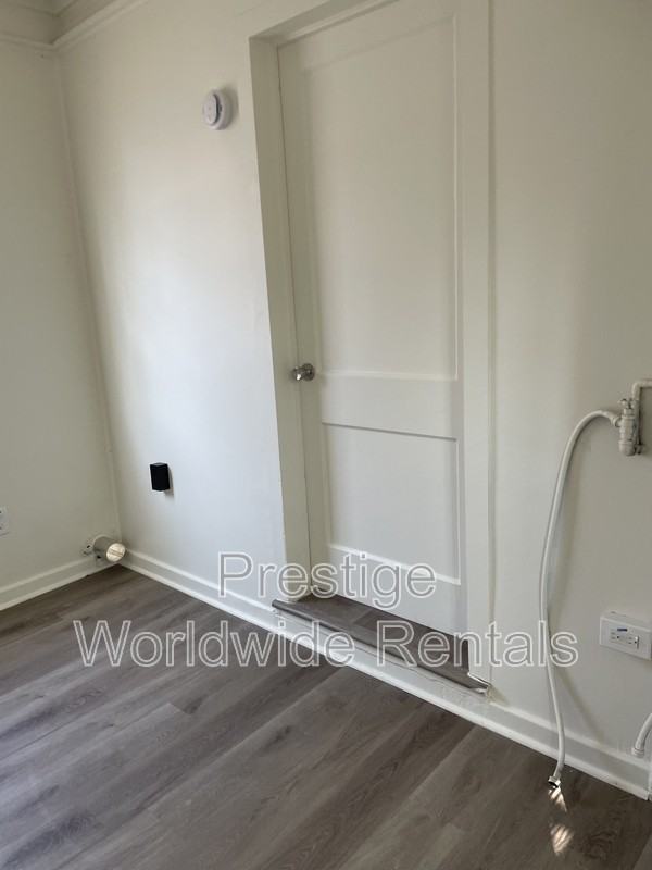 2416 Heard St - Photo 2 of 9