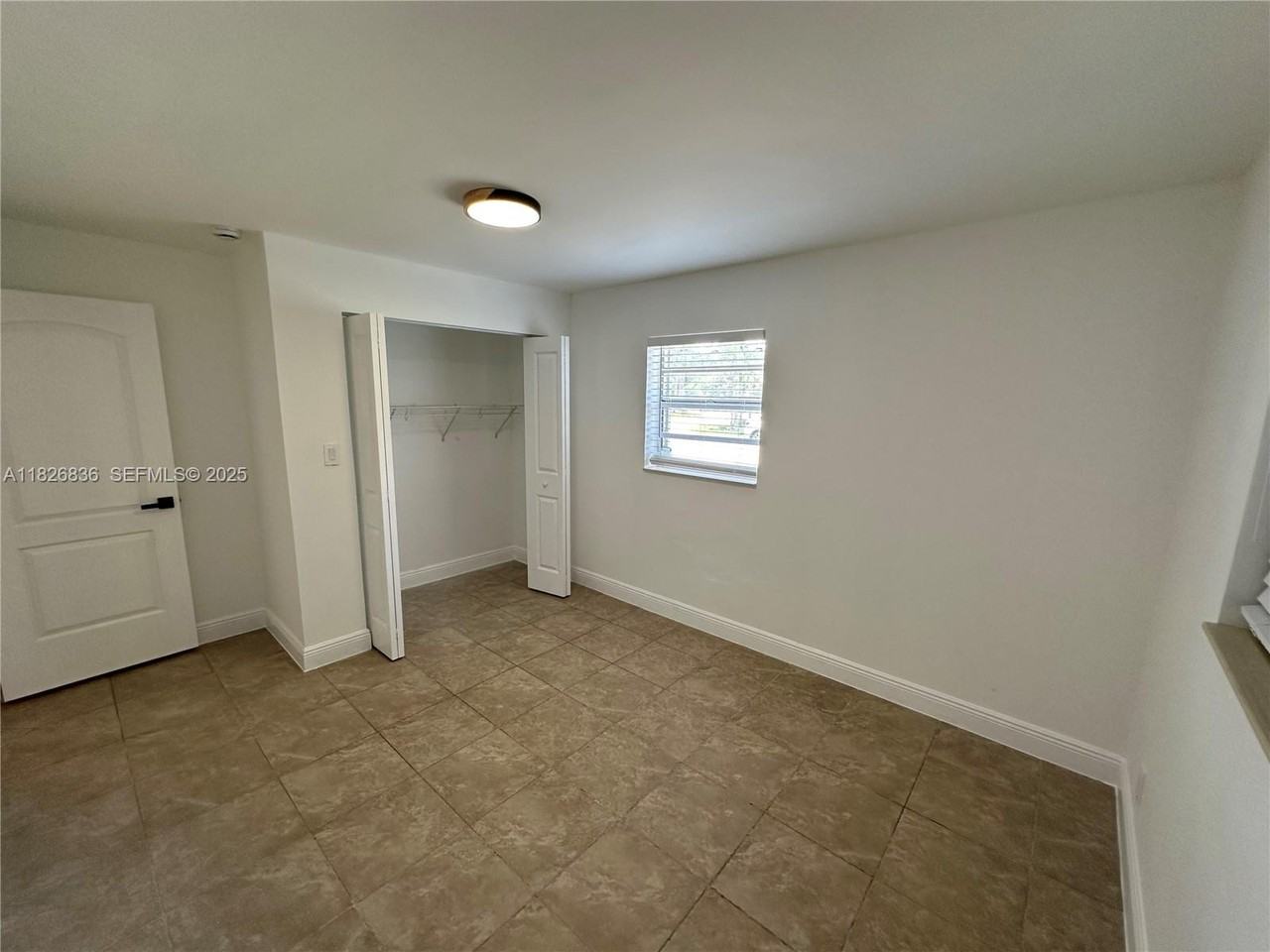 4830 Southwest 41st Avenue - Photo 2 of 40