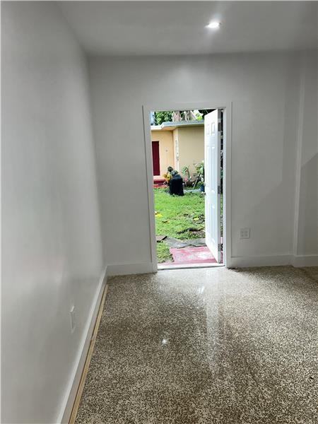 224 Ne 111th St - Photo 7 of 14