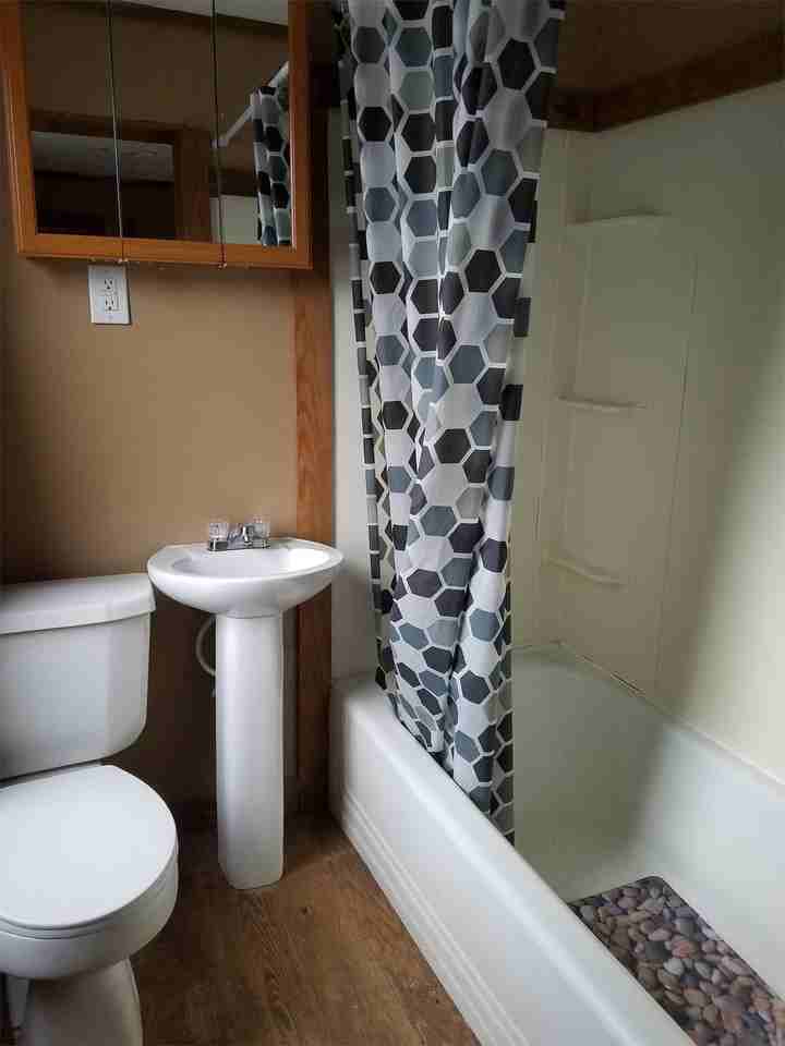 Shawnee Avenue Complex - Photo 5 of 5