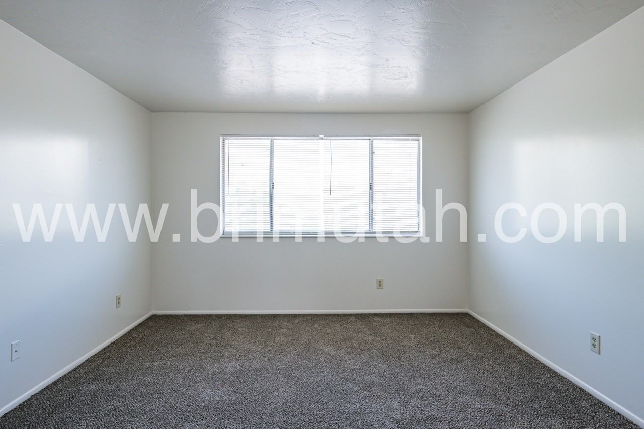 4727 South 1300 East - Peterson - Photo 2 of 18