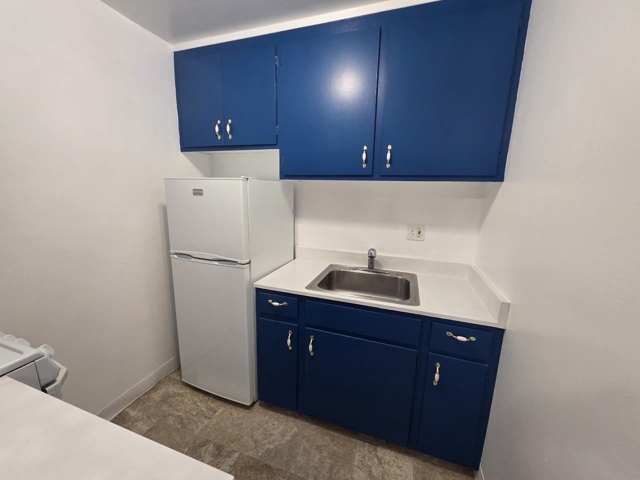 701 9th Avenue - Photo 2 of 12