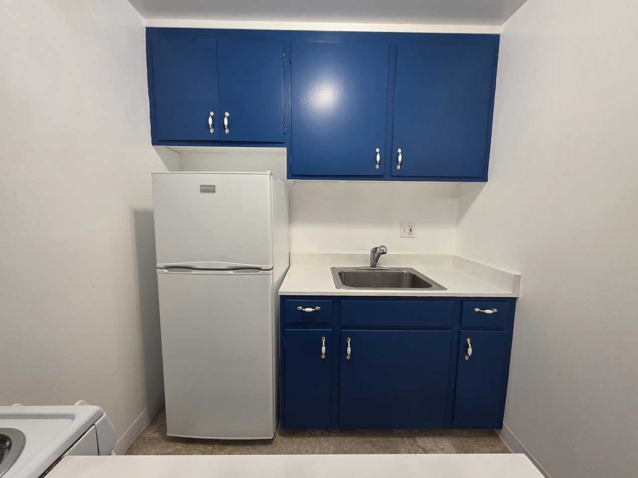 701 9th Avenue - Photo 3 of 12