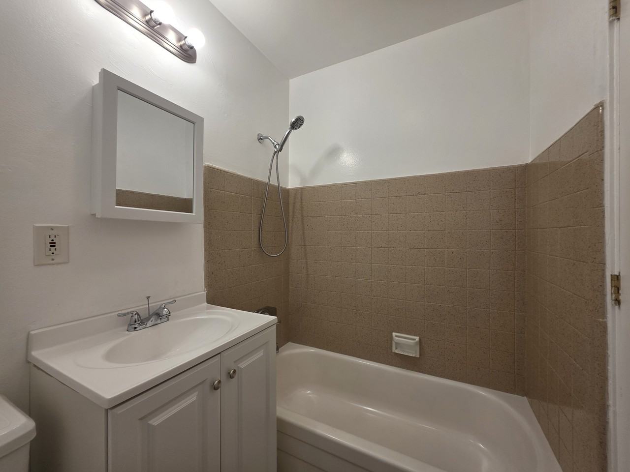 701 9th Avenue - Photo 6 of 12