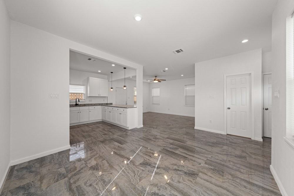 Gabriel - 323, 101 - Photo 7 of 33