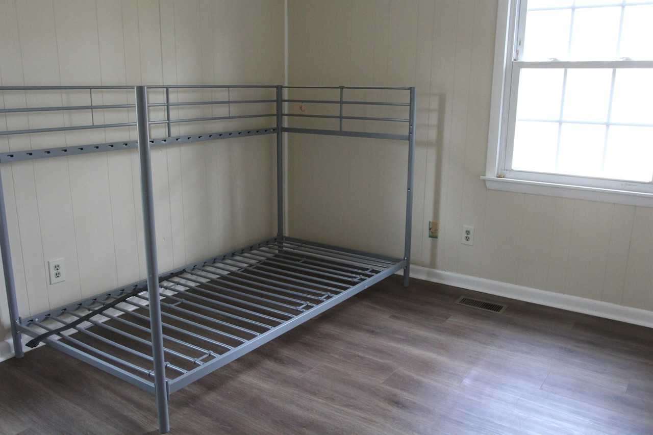 Beachview Drive 2418 - Photo 6 of 8