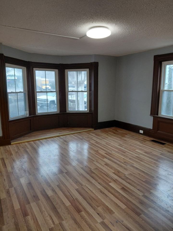 2-4 North Main St - Photo 6 of 10