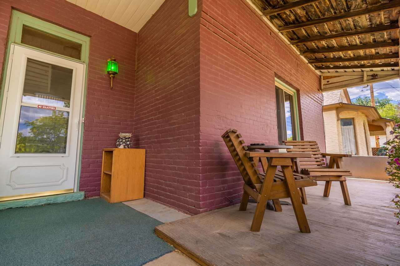 126 North Frazier Avenue - Photo 2 of 15