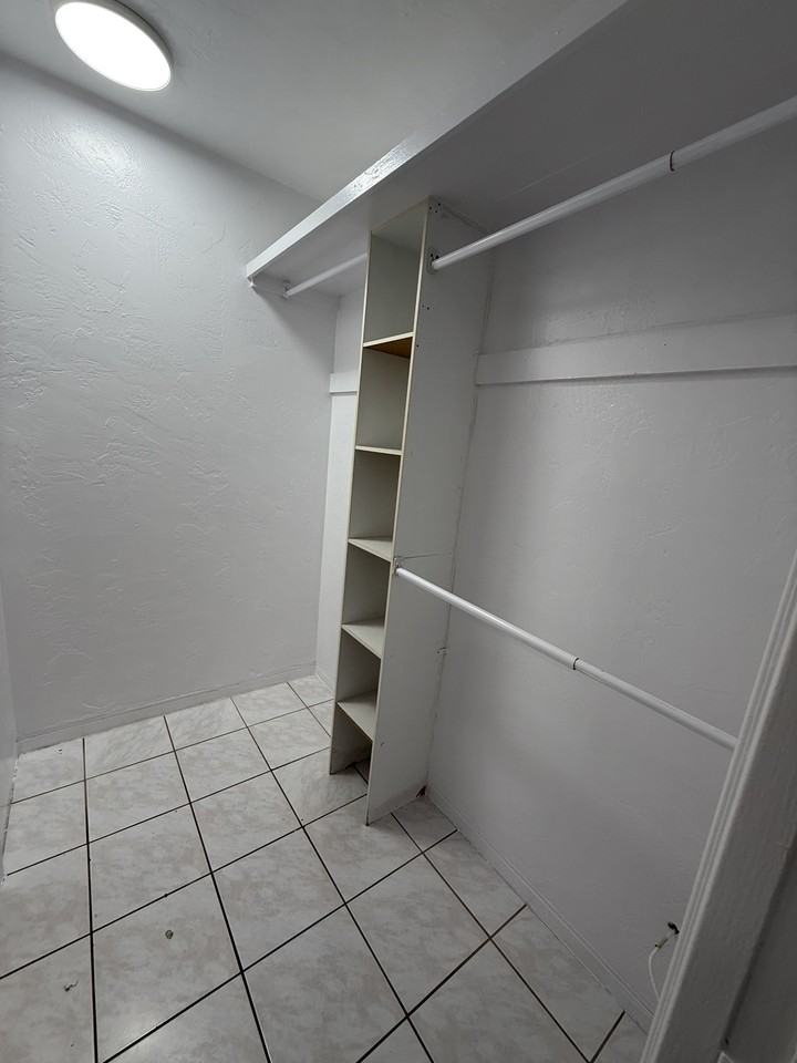 1730 Van Buren Street - Photo 3 of 7