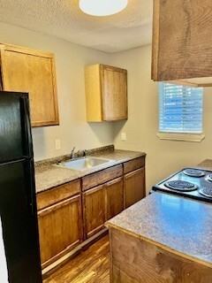 2606 Ektom Drive - Photo 2 of 3