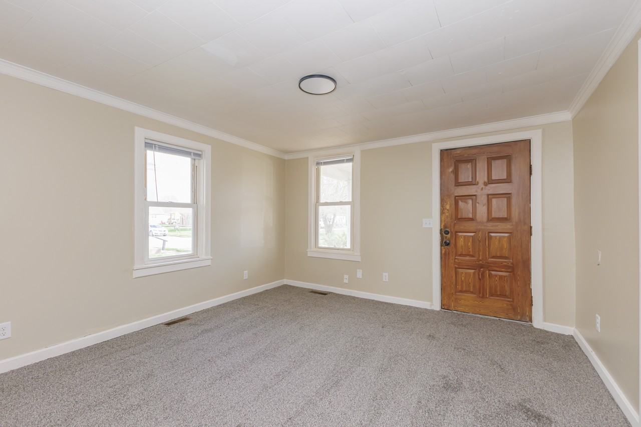 1432 West 14th Street - Unit 1 - Photo 4 of 10