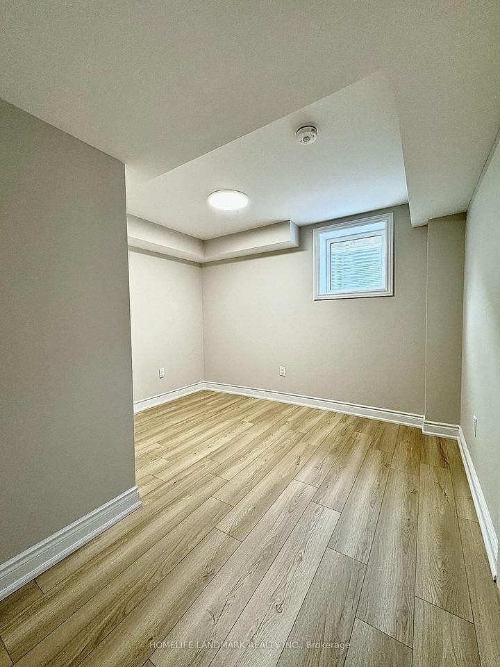 18 Yvette Street - Photo 6 of 7