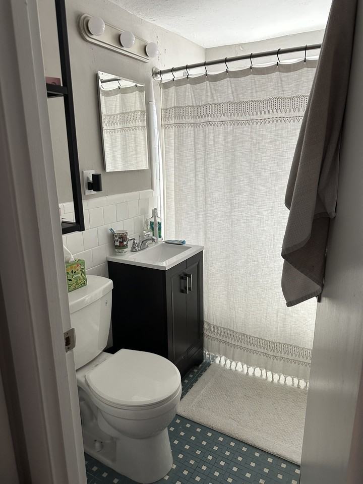 48-50 Harvard Avenue - Photo 4 of 6