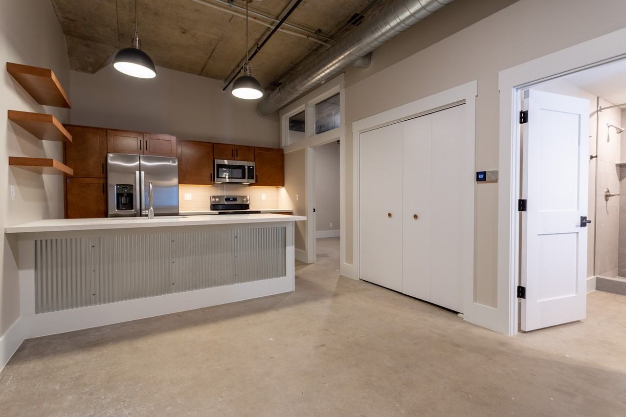 220 E. 9th Street - Photo 4 of 50