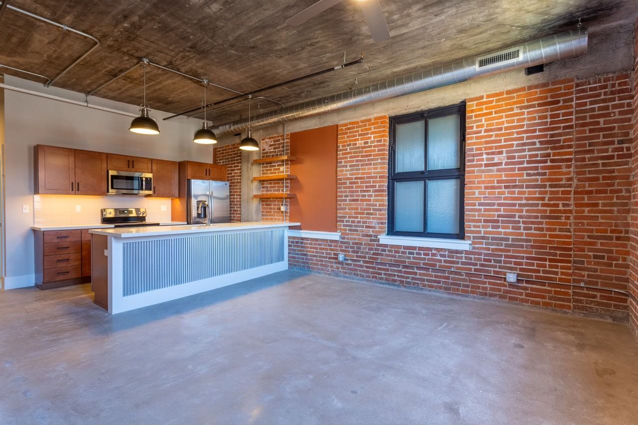 220 E. 9th Street - Photo 2 of 50