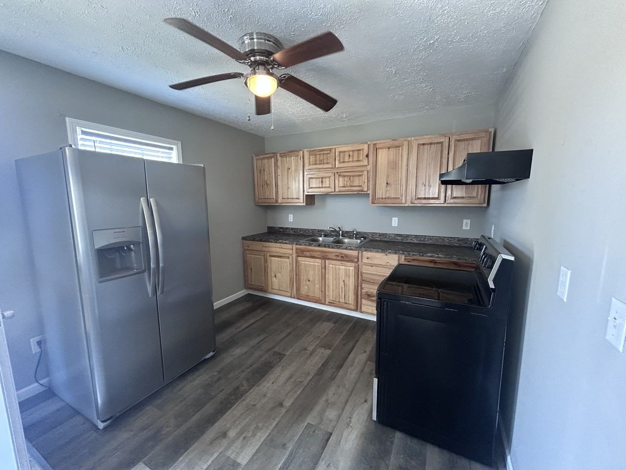108 Scott Drive - Photo 3 of 17