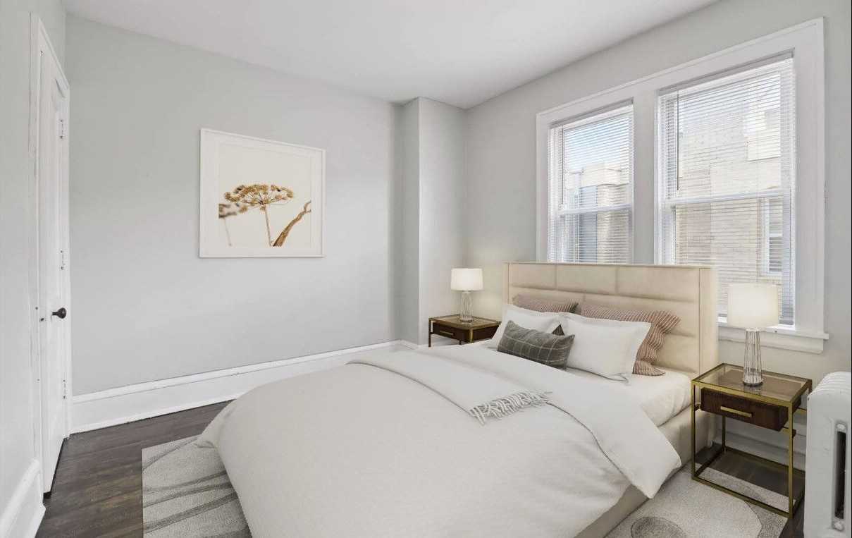 2901 James Avenue South - Photo 3 of 13