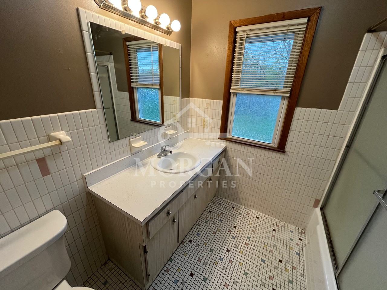 1045 ALHAMBRA - Photo 5 of 8