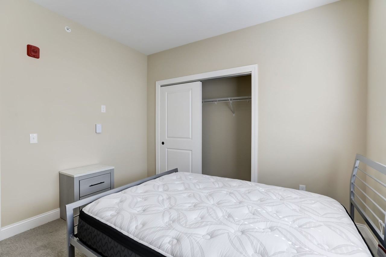 305 W. Clark St - Photo 4 of 50