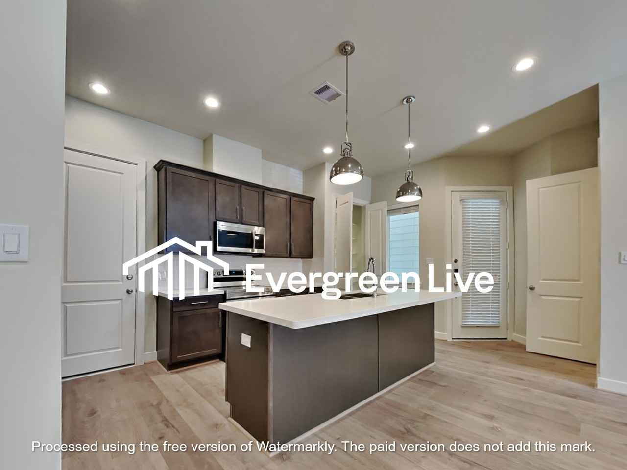 5704 Quinn Landing Ln - Photo 2 of 12