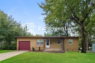 8601 E 92nd Ter - Photo 1 of 1