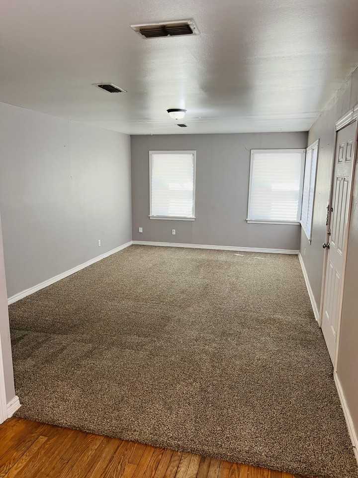 823 S Tennessee St - Photo 4 of 4