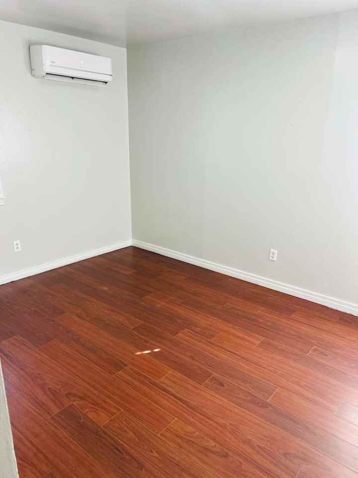 4011 S Monroe St #4011MONROE - Photo 3 of 6