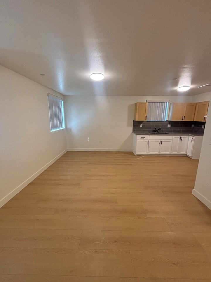 6210 Brynhurst Avenue - Photo 2 of 15