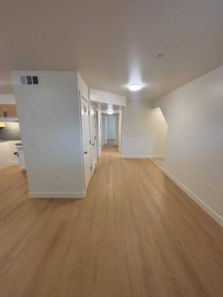 6210 Brynhurst Avenue - Photo 5 of 15