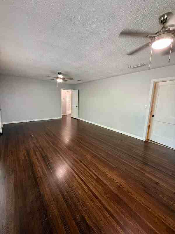 4101 Olive St - Photo 3 of 9