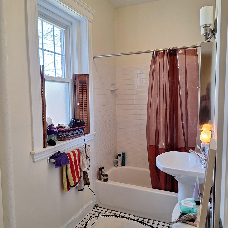 21 Shepard St #32 - Photo 5 of 8