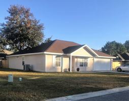 featured image of 1111 Sw Yorktown Gln