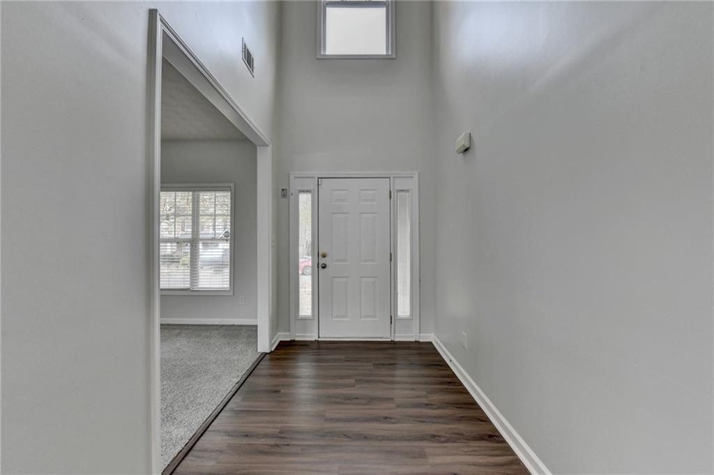 6670 Island Pointe Dr - Photo 3 of 50