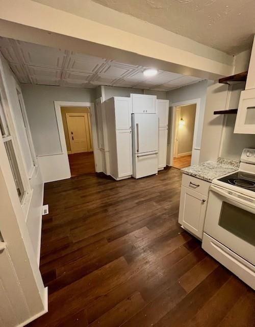 9 Summer St ##B - Photo 5 of 10