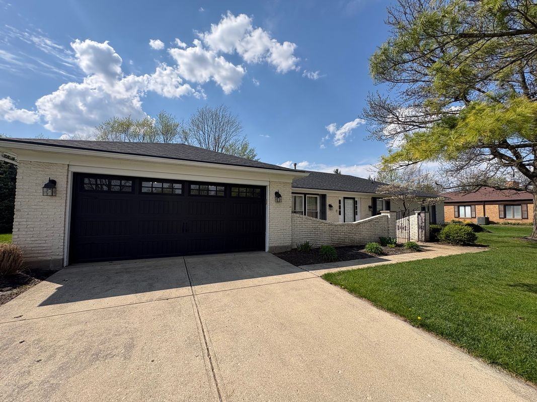 2087 Granada Dr - Photo 2 of 43