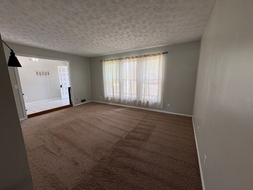 2087 Granada Dr - Photo 7 of 43