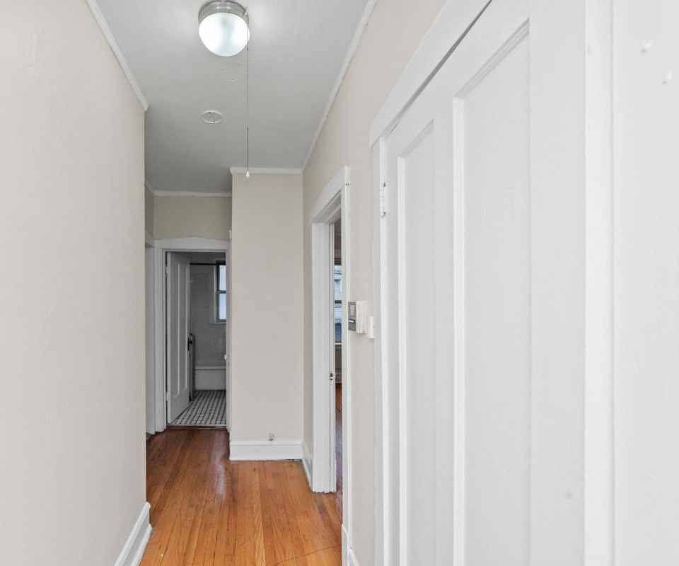 5614 N Kimball Ave - Photo 7 of 13