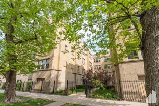 4101 N Sacramento Ave - Photo 1 of 1