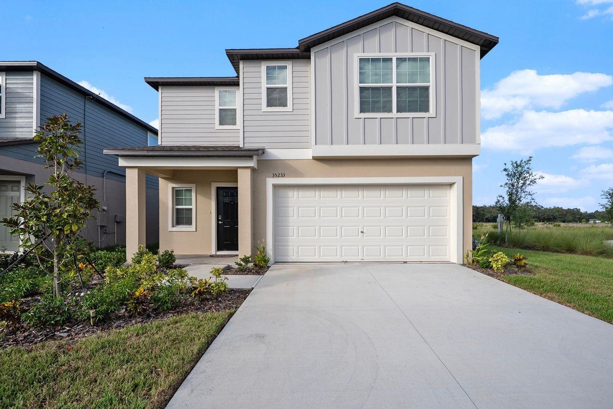 35223 Gravelly Dr - Photo 2 of 3